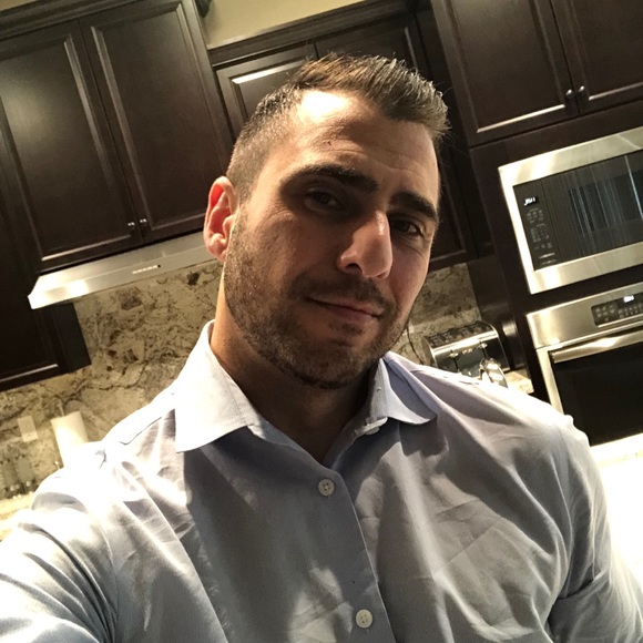 Meet your Posher, Parham - Picture 1 of 3